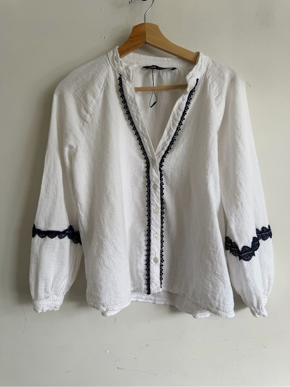 Zara White Button-Down Blouse with Navy Trim